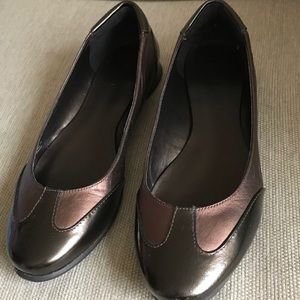 COLE HAAN Nike Air Flats